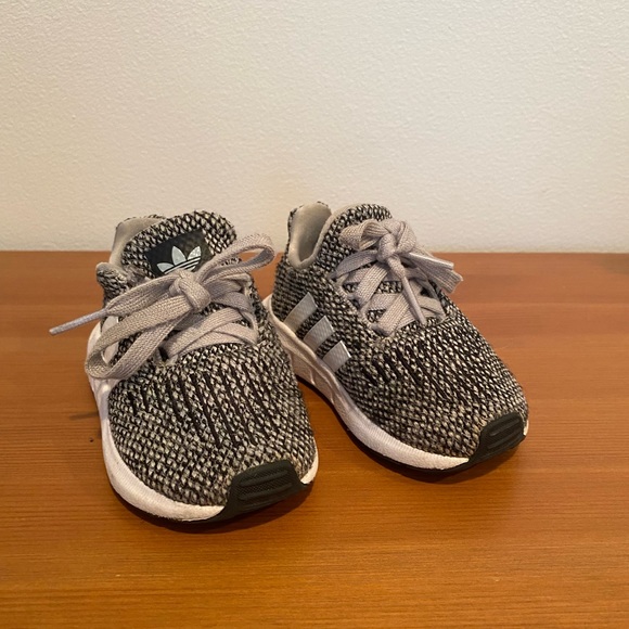 Adidas Swift Run 5K - Picture 2 of 10